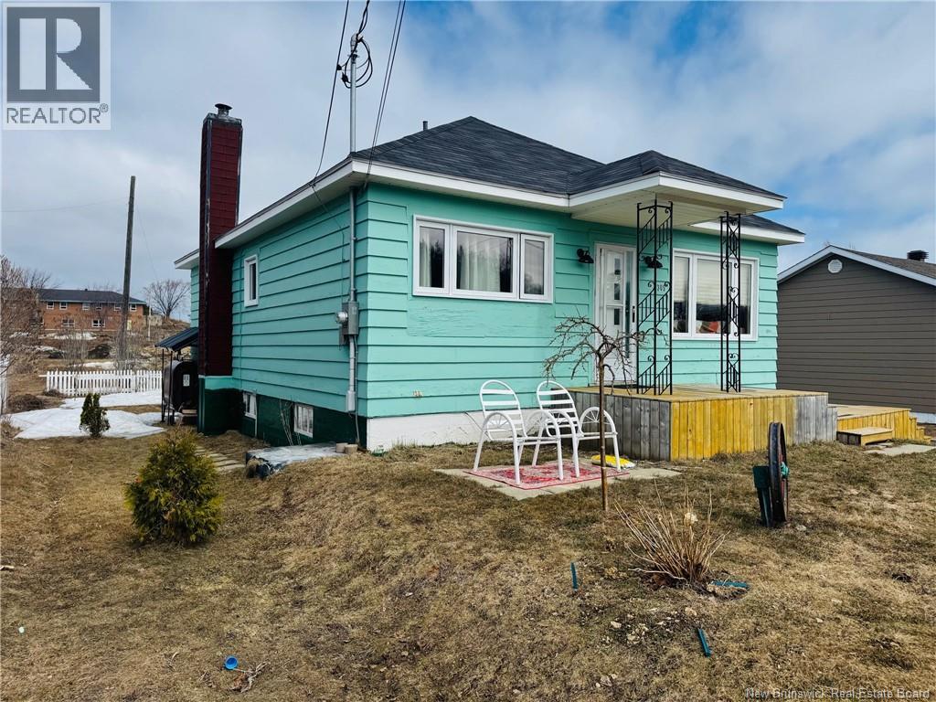 305 Princess Street, Dalhousie, New Brunswick  E8C 2E7 - Photo 12 - NB138031