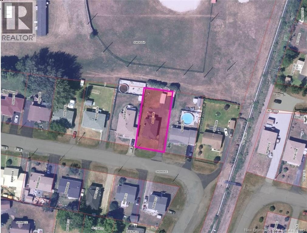 305 Princess Street, Dalhousie, New Brunswick  E8C 2E7 - Photo 17 - NB138031