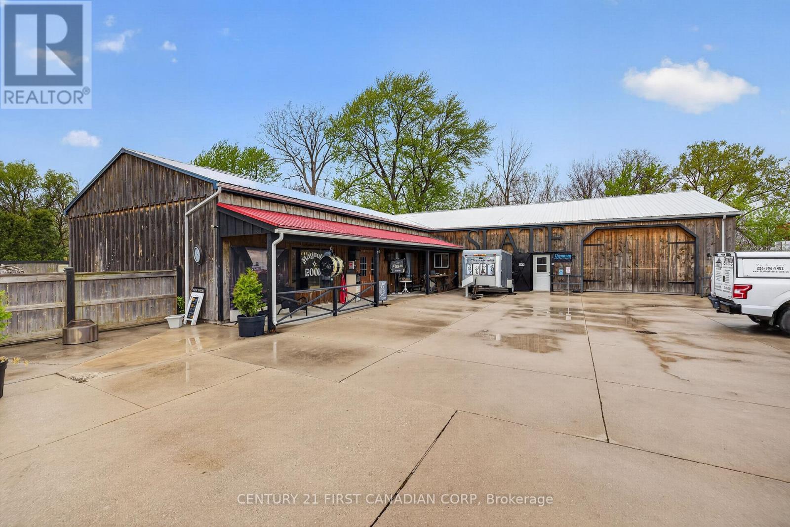 425 Park Avenue W, Chatham-Kent, Ontario  N7M 1W6 - Photo 3 - X13061126