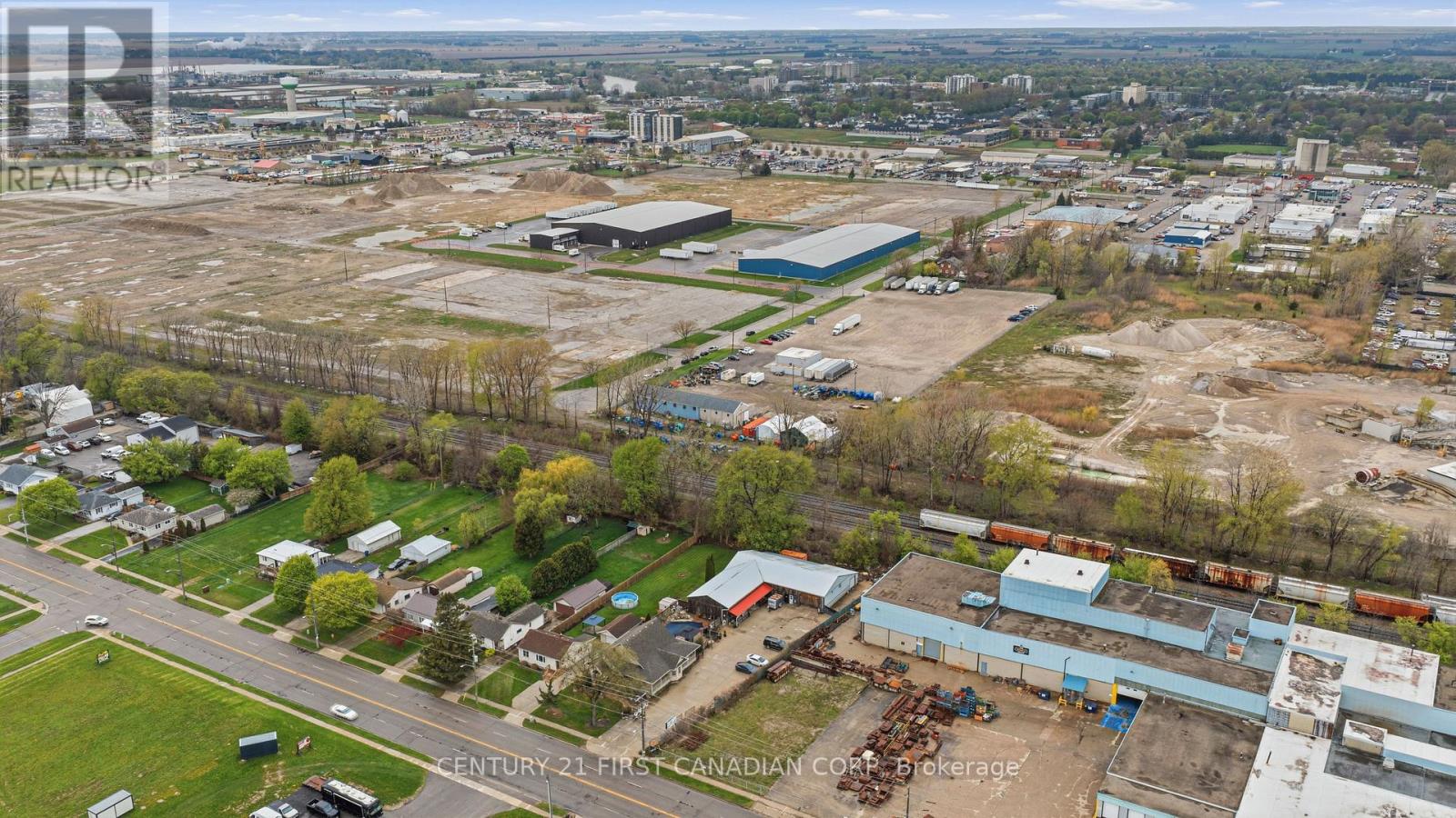 425 Park Avenue W, Chatham-Kent, Ontario  N7M 1W6 - Photo 46 - X13061126