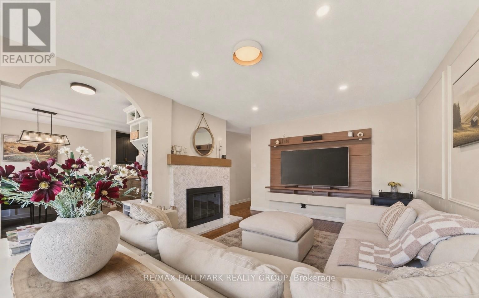 1081 Foley Avenue, Ottawa, Ontario  K1G 2R4 - Photo 5 - X13056792