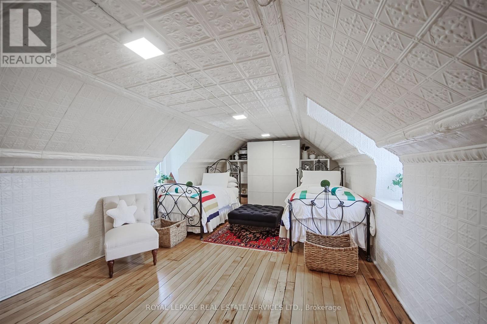 11 Main Street S, Milton, Ontario  L0P 1B0 - Photo 28 - W12793626