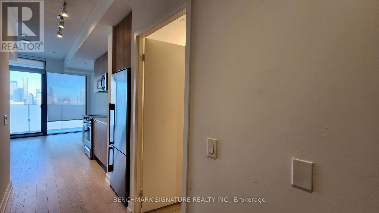 2914 - 25 Richmond Street E, Toronto, Ontario  M5C 0A6 - Photo 3 - C13061060