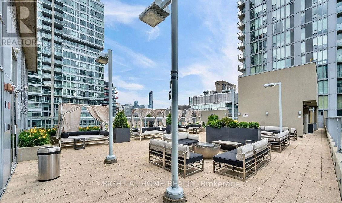 Lph01 - 21 Nelson Street, Toronto, Ontario  M5V 3H9 - Photo 49 - C13061158