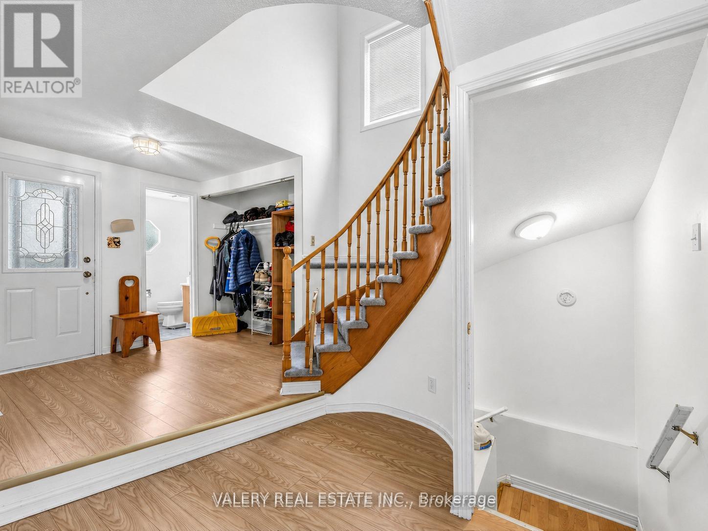 1610 Rawlings Drive, Pickering, Ontario  L1V 5B5 - Photo 6 - E13061110