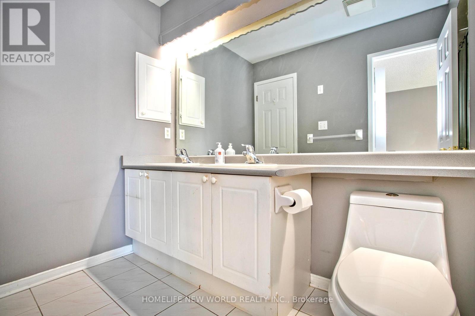 694 Limpert Terrace, Newmarket, Ontario  L3Y 8R2 - Photo 12 - N13061080