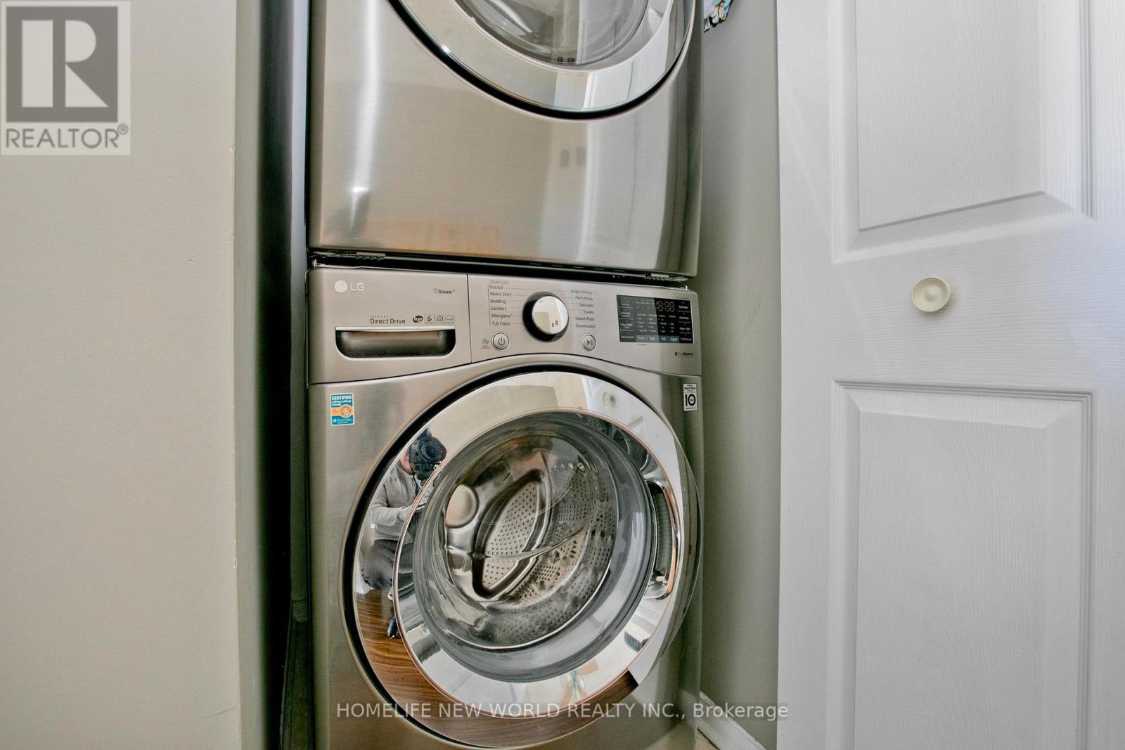 694 Limpert Terrace, Newmarket, Ontario  L3Y 8R2 - Photo 14 - N13061080