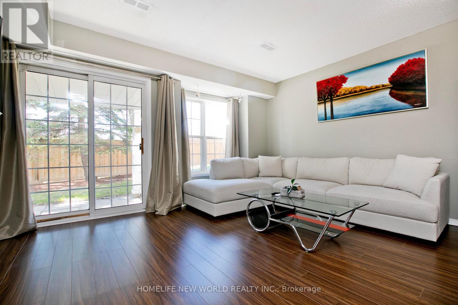 694 Limpert Terrace, Newmarket, Ontario  L3Y 8R2 - Photo 5 - N13061080