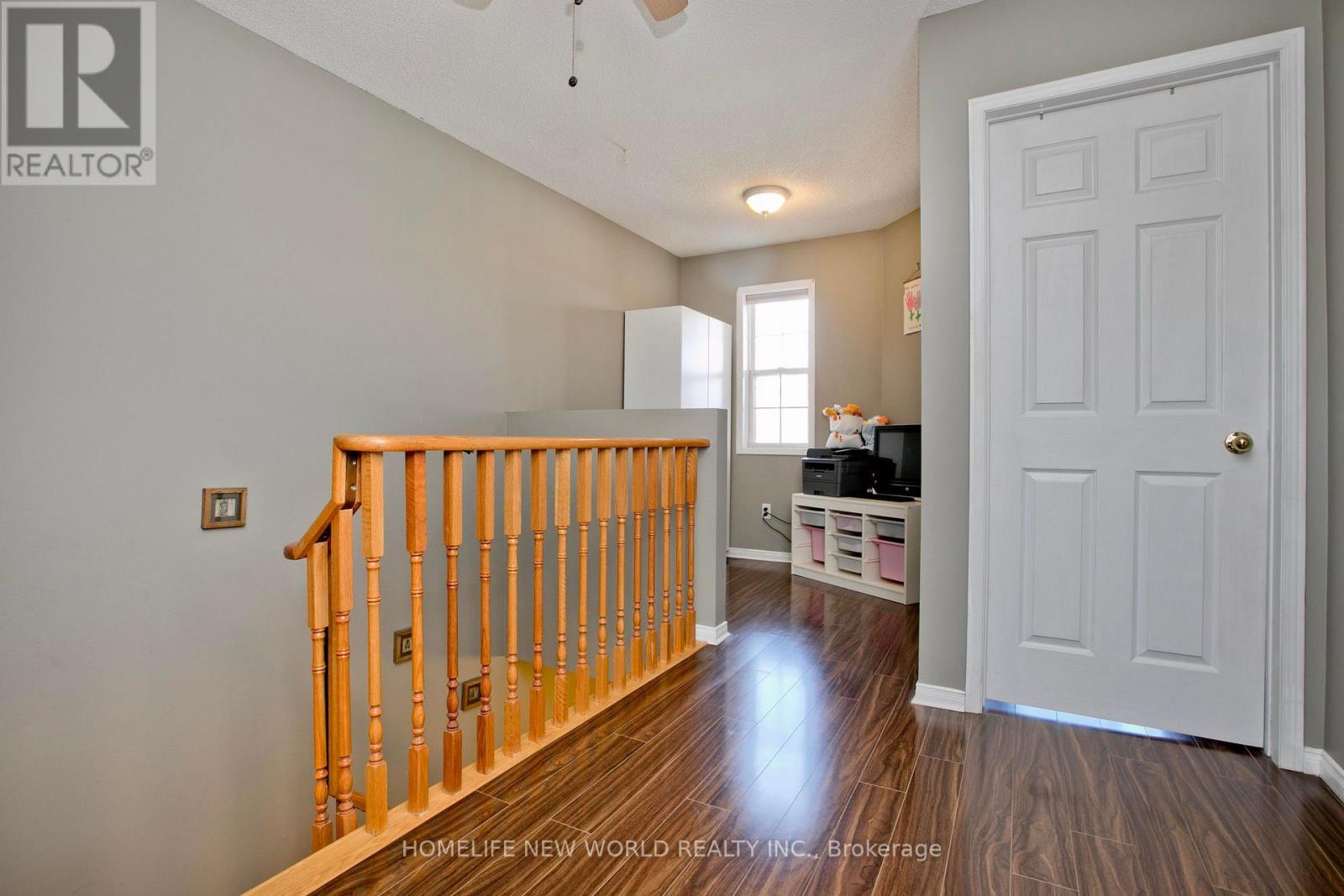 694 Limpert Terrace, Newmarket, Ontario  L3Y 8R2 - Photo 8 - N13061080