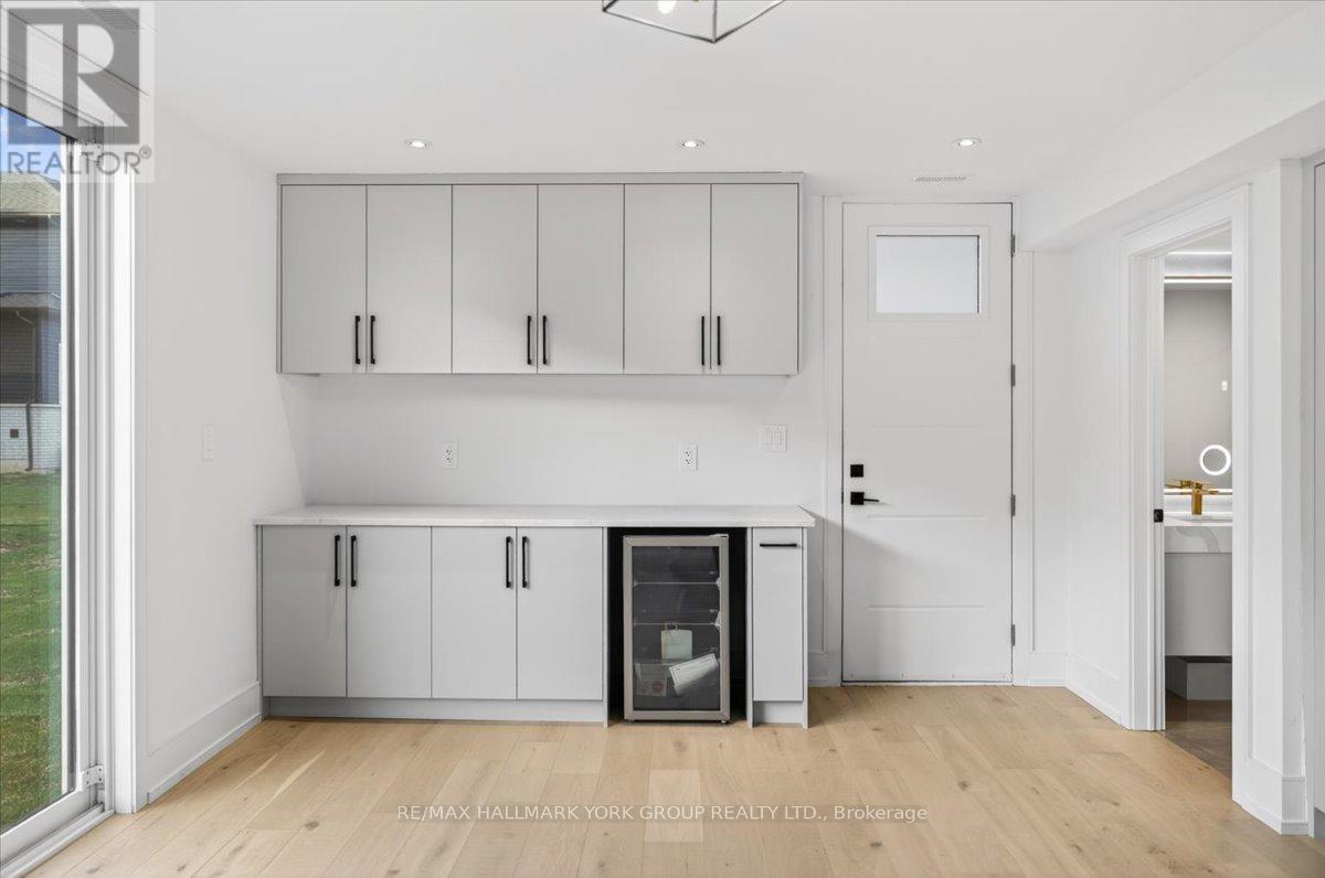 3740 Lakepoint Drive, Severn (West Shore), Ontario  L3V 8N1 - Photo 23 - S13061112