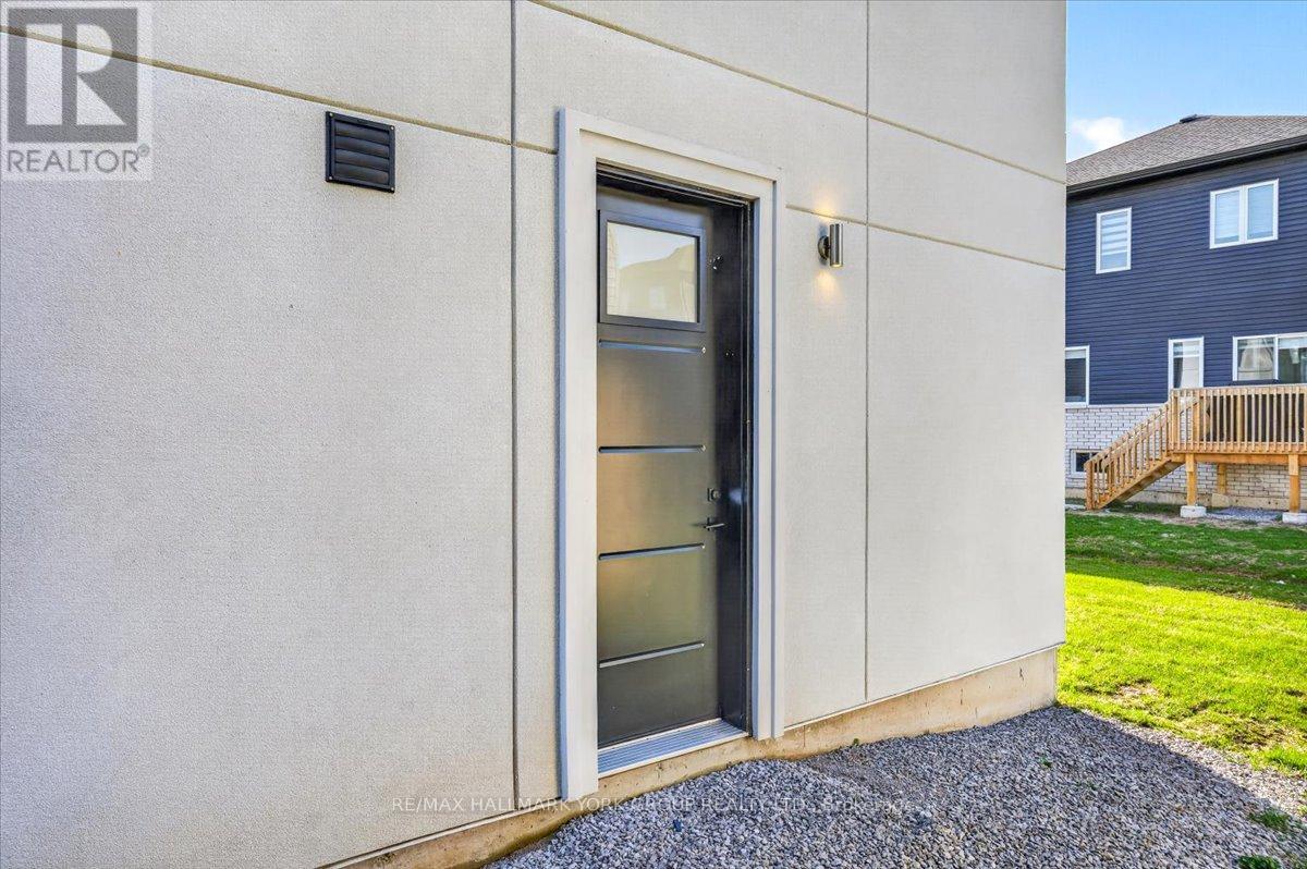 3740 Lakepoint Drive, Severn (West Shore), Ontario  L3V 8N1 - Photo 24 - S13061112