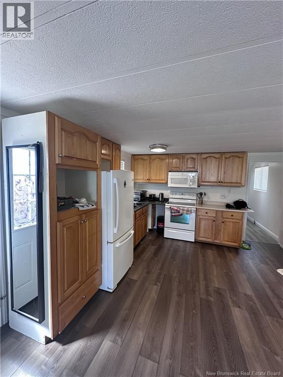 129 Eastwood Street, Fredericton, New Brunswick  E3B 6P7 - Photo 7 - NB138075