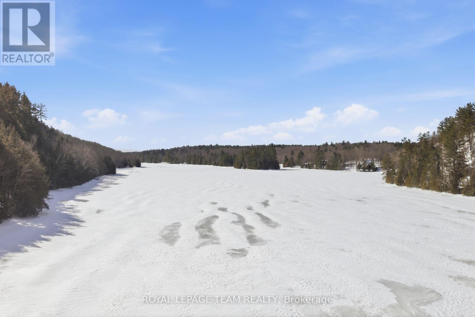 102-B Mcvicar Lane, Mcnab/braeside, Ontario  K7S 3Z5 - Photo 13 - X12821886