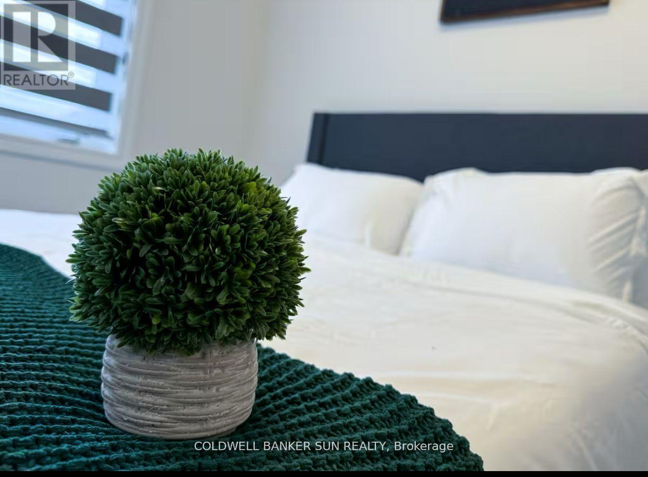 7 Marvin Avenue, Oakville, Ontario  L6H 7C5 - Photo 14 - W13061056