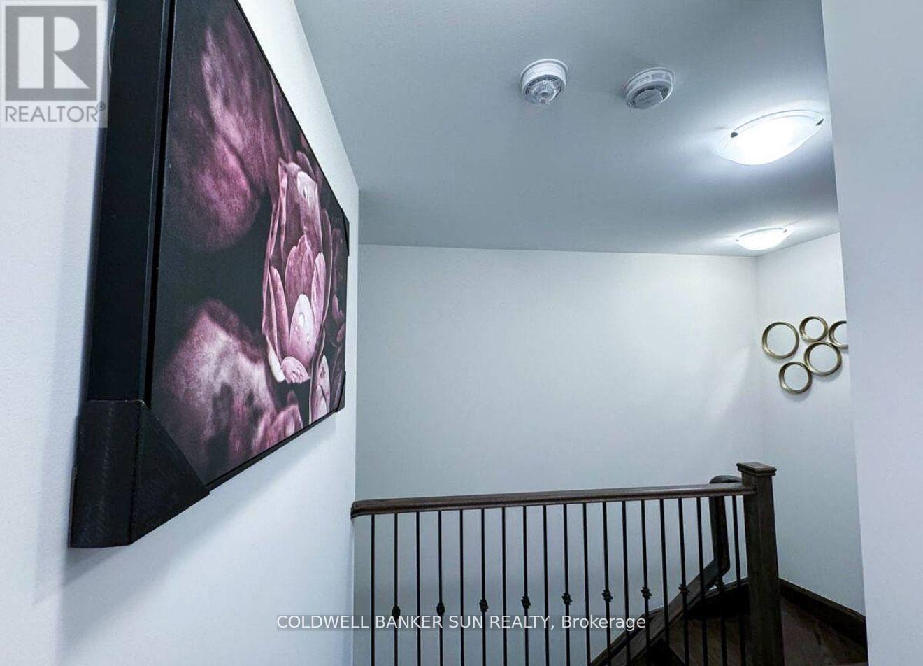 5 Marvin Avenue, Oakville, Ontario  L6H 0Z6 - Photo 15 - W13061058