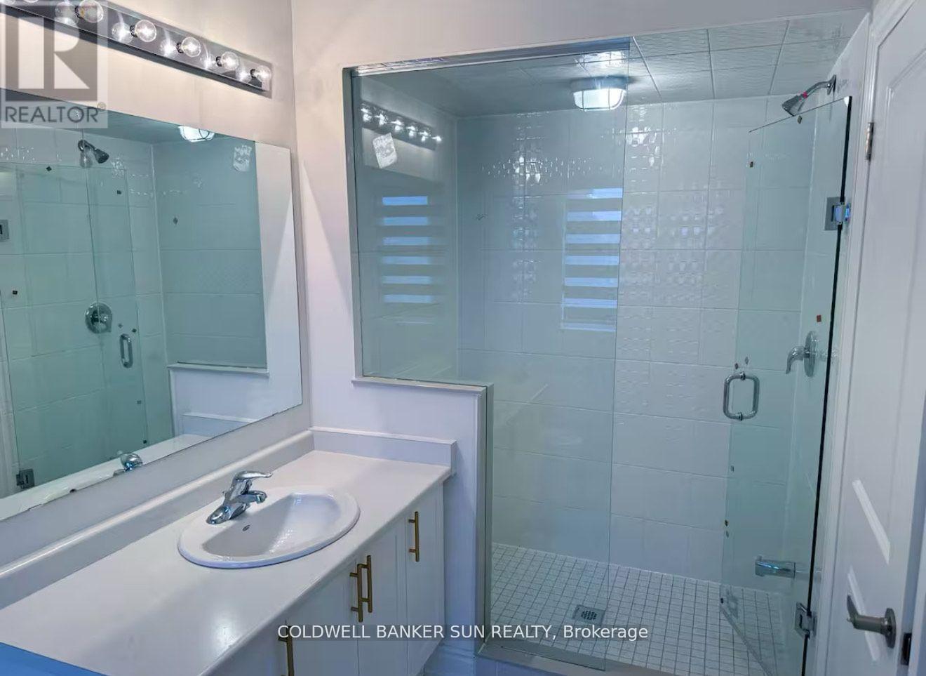 5 Marvin Avenue, Oakville, Ontario  L6H 0Z6 - Photo 20 - W13061058