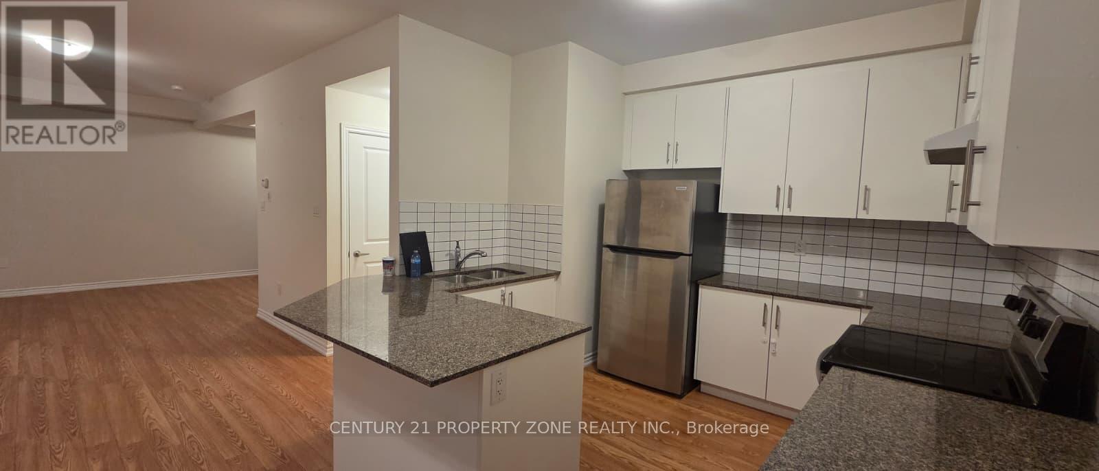 80 Knotsberry Circle, Brampton, Ontario  L6Y 6G1 - Photo 4 - W13061076