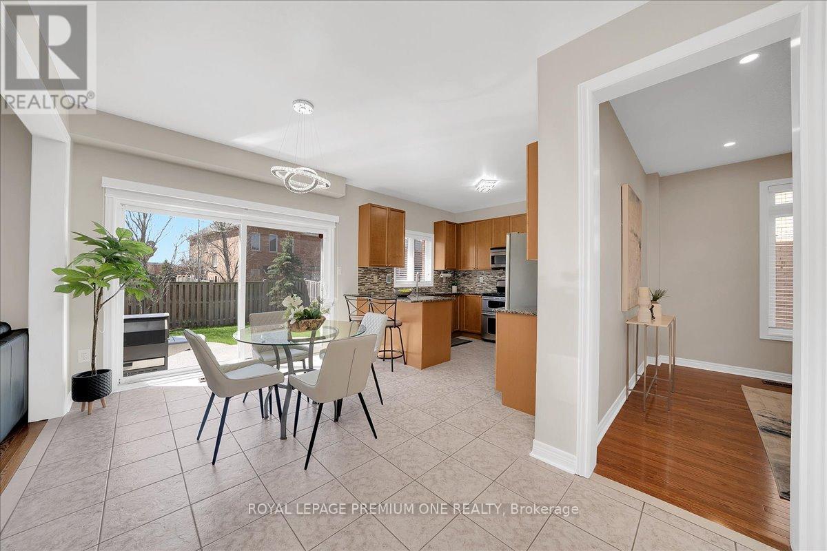 30 Monabelle Crescent, Brampton, Ontario  L6P 1W5 - Photo 12 - W13061106