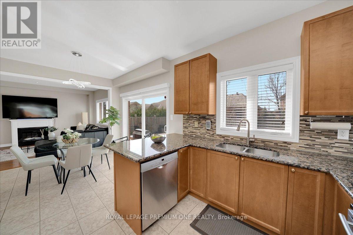 30 Monabelle Crescent, Brampton, Ontario  L6P 1W5 - Photo 14 - W13061106