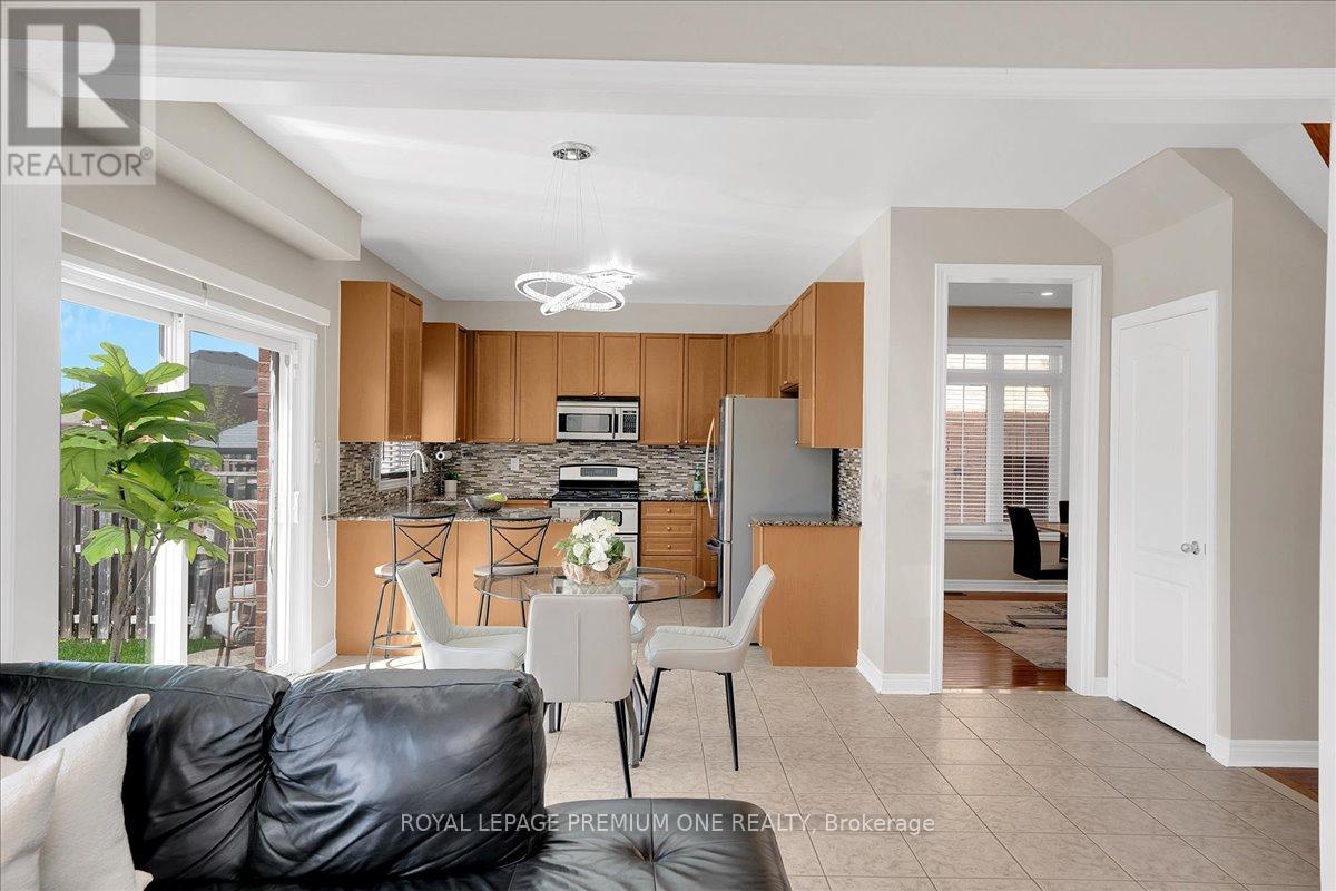 30 Monabelle Crescent, Brampton, Ontario  L6P 1W5 - Photo 18 - W13061106