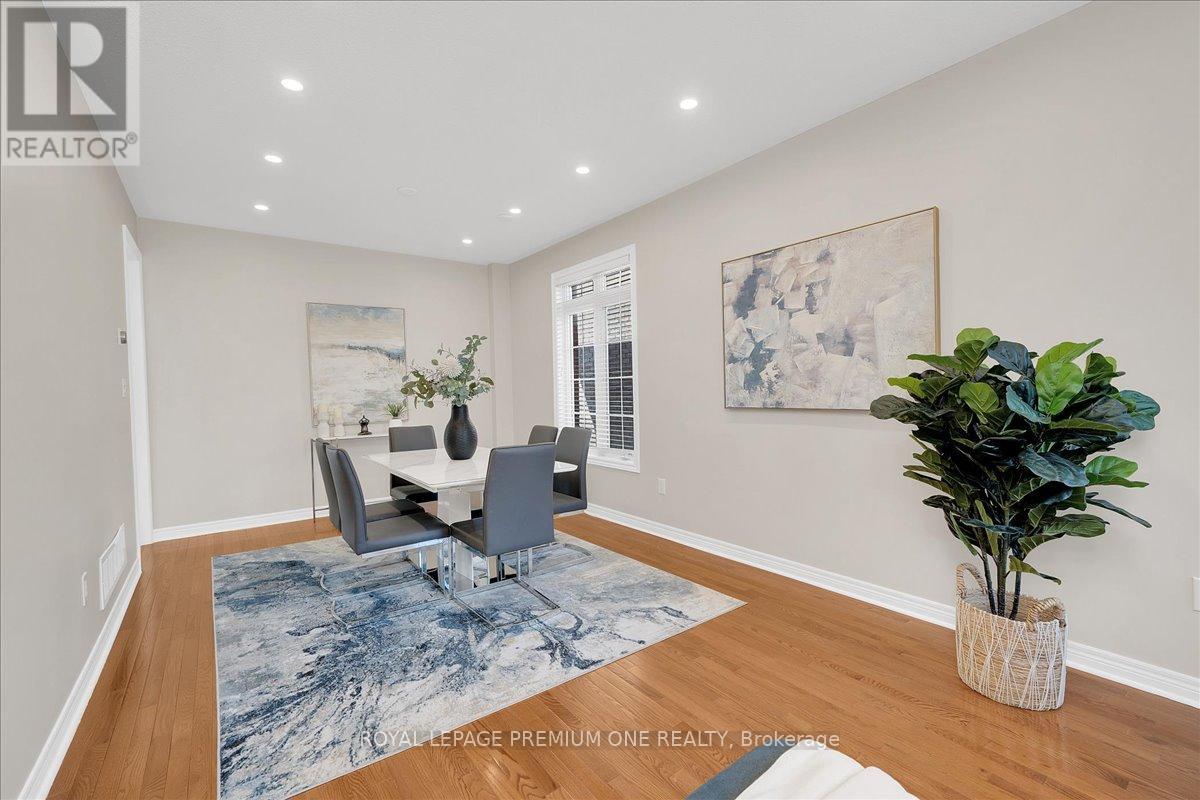 30 Monabelle Crescent, Brampton, Ontario  L6P 1W5 - Photo 8 - W13061106