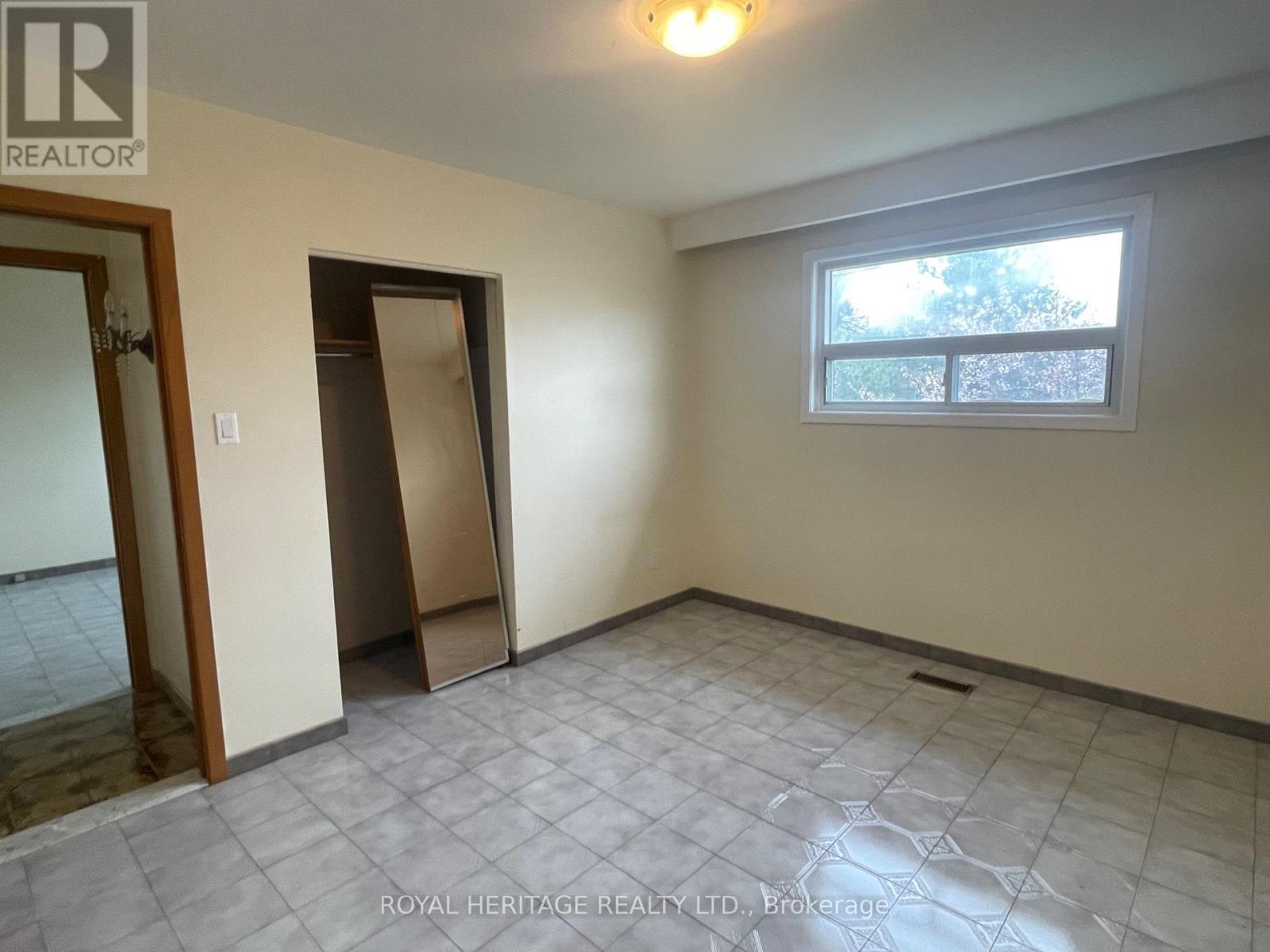 Main Floor - 281 Driftwood Avenue, Toronto, Ontario  M3N 2N6 - Photo 19 - W13061132