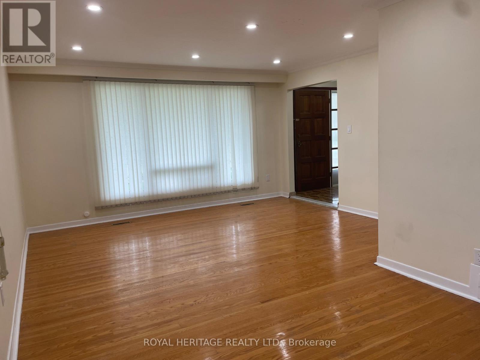 Main Floor - 281 Driftwood Avenue, Toronto, Ontario  M3N 2N6 - Photo 5 - W13061132