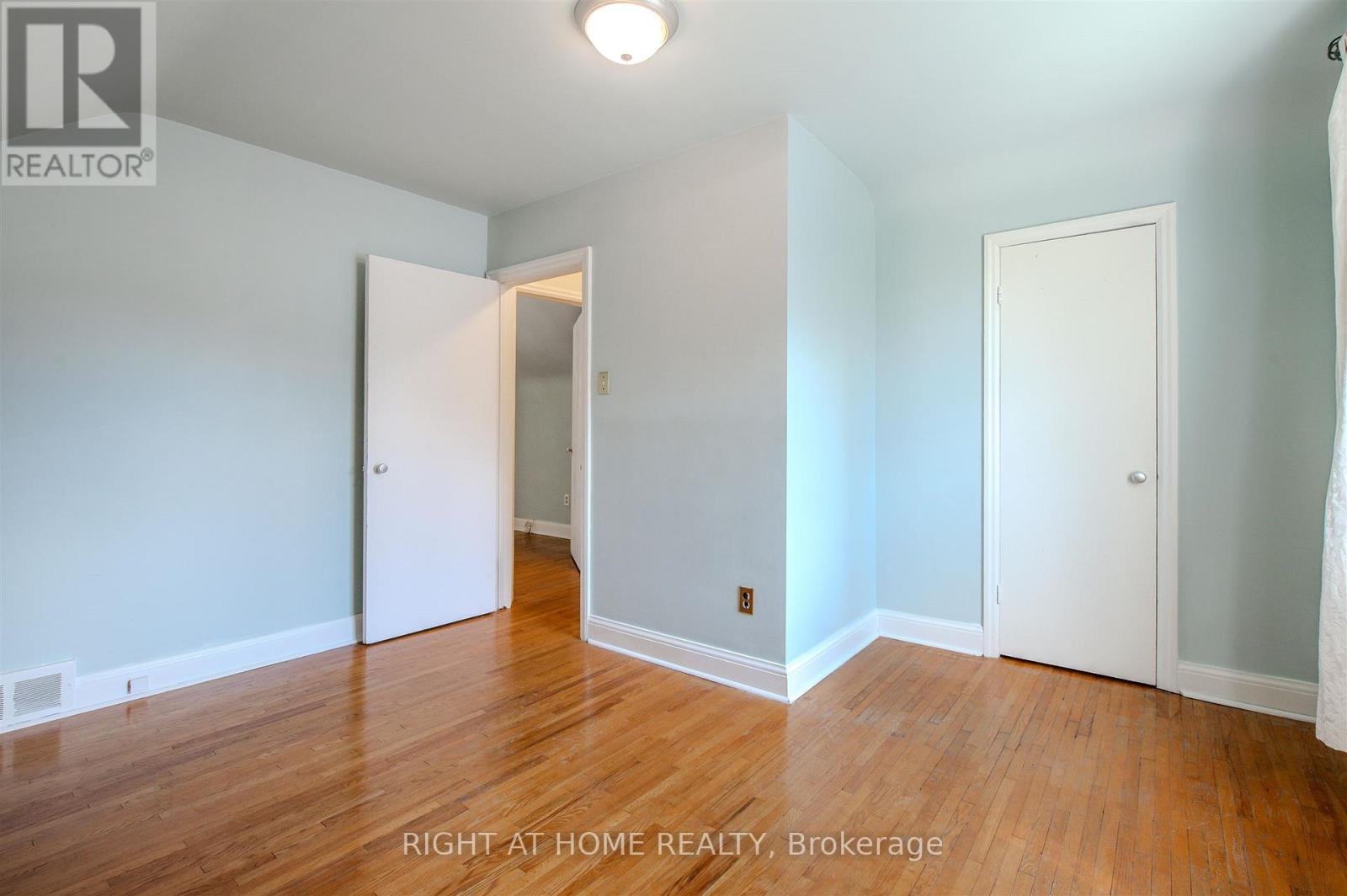 309 Rathburn Road, Toronto, Ontario  M9B 2L7 - Photo 22 - W13061140