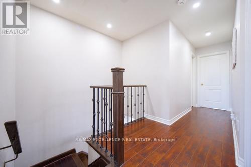 18 Manett Crescent, Brampton, Ontario  L6X 4X4 - Photo 17 - W13061164