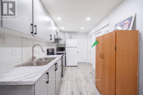 18 Manett Crescent, Brampton, Ontario  L6X 4X4 - Photo 27 - W13061164