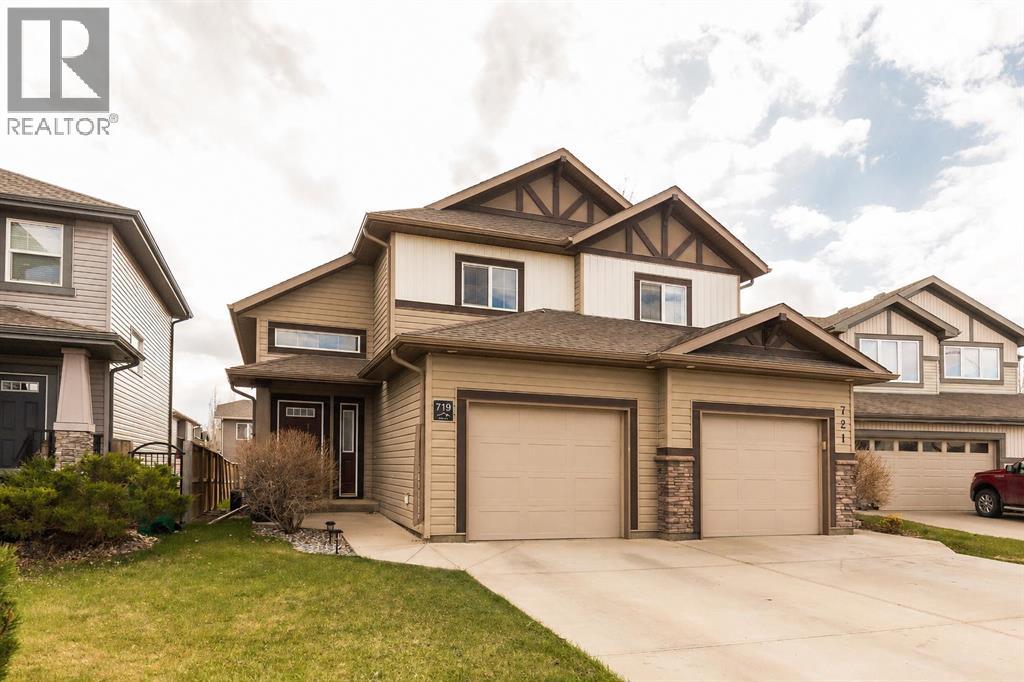 719 Silkstone Close W, Lethbridge, Alberta  T1J 4B9 - Photo 1 - A2306570