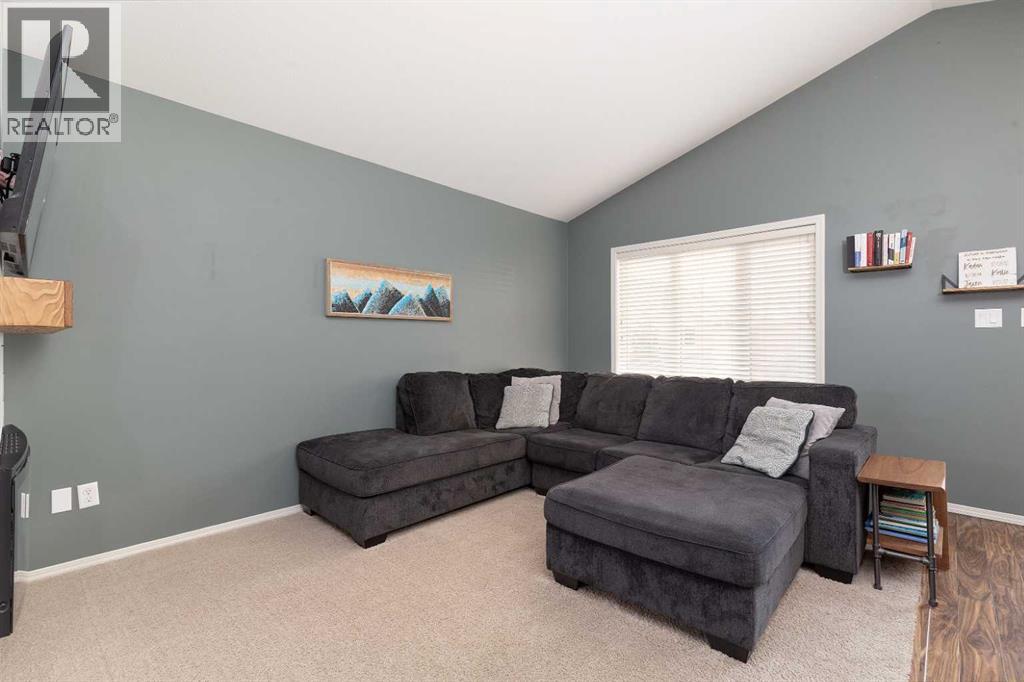 719 Silkstone Close W, Lethbridge, Alberta  T1J 4B9 - Photo 11 - A2306570