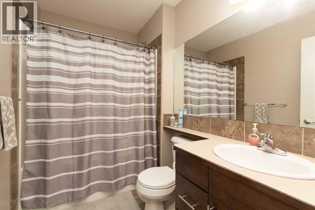 719 Silkstone Close W, Lethbridge, Alberta  T1J 4B9 - Photo 14 - A2306570