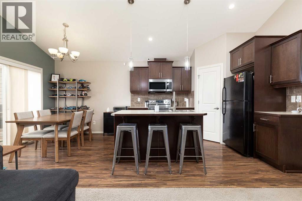 719 Silkstone Close W, Lethbridge, Alberta  T1J 4B9 - Photo 6 - A2306570