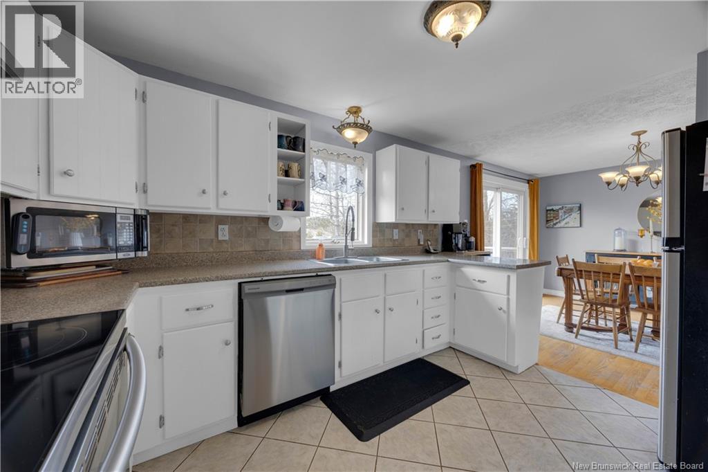 119 Westgate Drive, Saint John, New Brunswick  E2M 5C6 - Photo 4 - NB135831