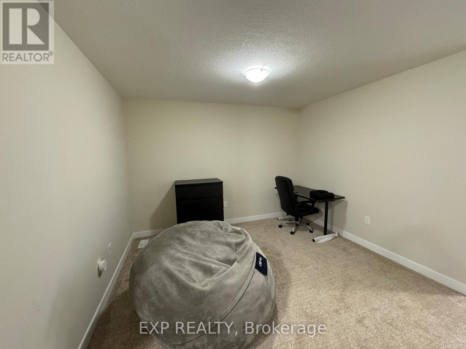 897 Robert Ferrie Drive, Kitchener, Ontario  N2R 0P2 - Photo 15 - X13061096