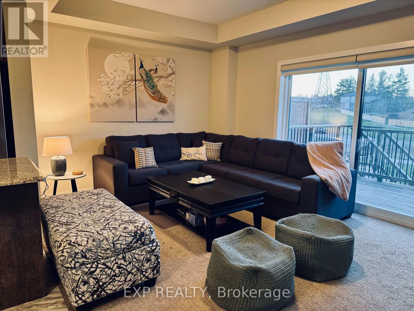 897 Robert Ferrie Drive, Kitchener, Ontario  N2R 0P2 - Photo 4 - X13061096