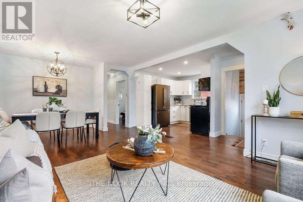 855 Hortop Street, Oshawa, Ontario  L1G 4N8 - Photo 11 - E13061200