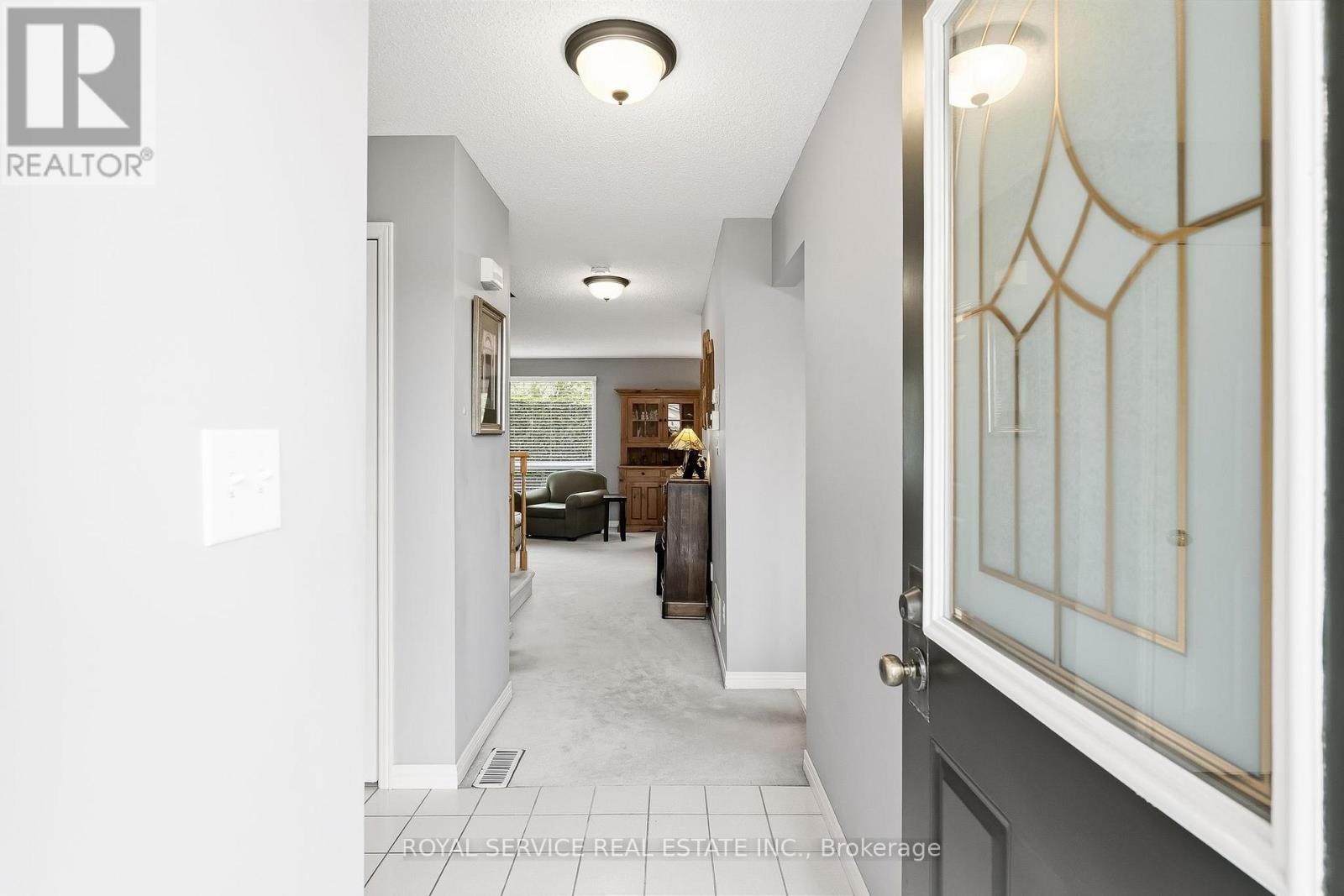 116 Avondale Drive, Clarington, Ontario  L1E 3A3 - Photo 4 - E13061258