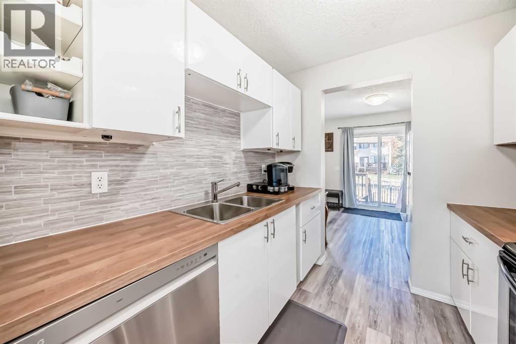 3, 73 Glenbrook Crescent, Cochrane, Alberta  T4C 1G1 - Photo 6 - A2305861