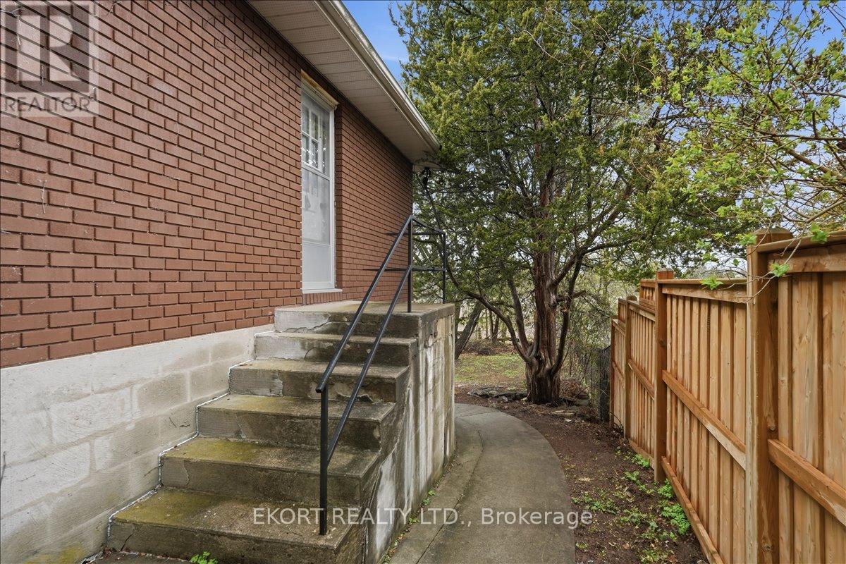 52 Edgehill Road, Belleville, Ontario  K8N 2L1 - Photo 34 - X13061224