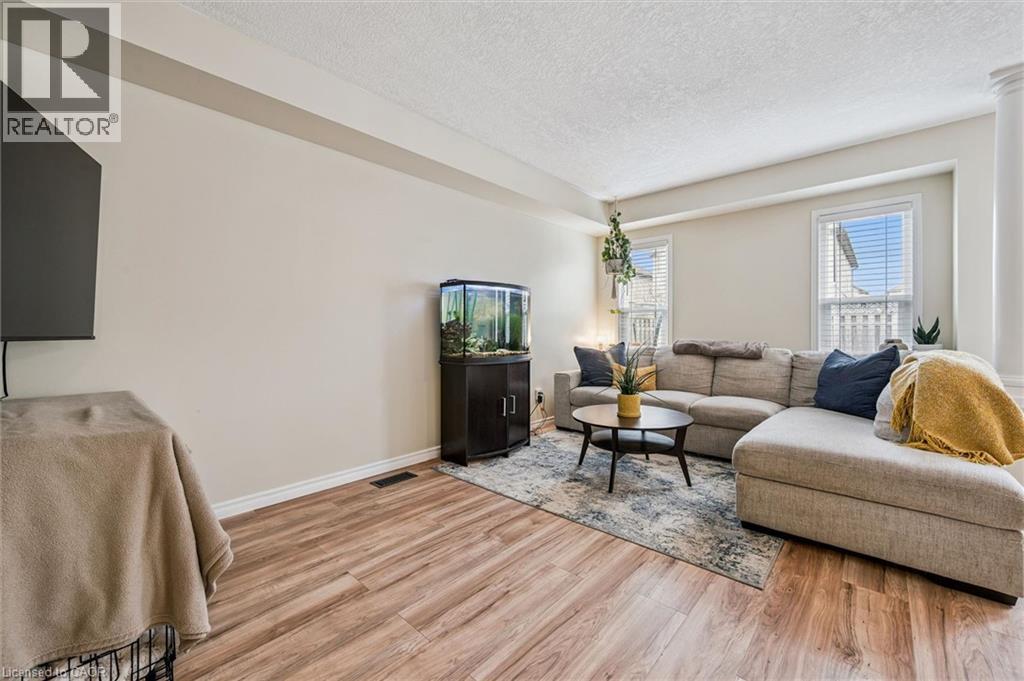 51 Cannes Street, Kitchener, Ontario  N2R 1V1 - Photo 6 - 40824620