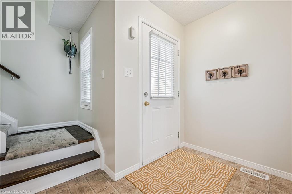 51 Cannes Street, Kitchener, Ontario  N2R 1V1 - Photo 5 - 40824620
