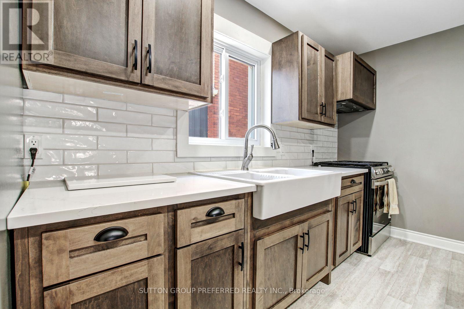 123 Erie Street, St. Thomas, Ontario  N5R 2N1 - Photo 10 - X13061222