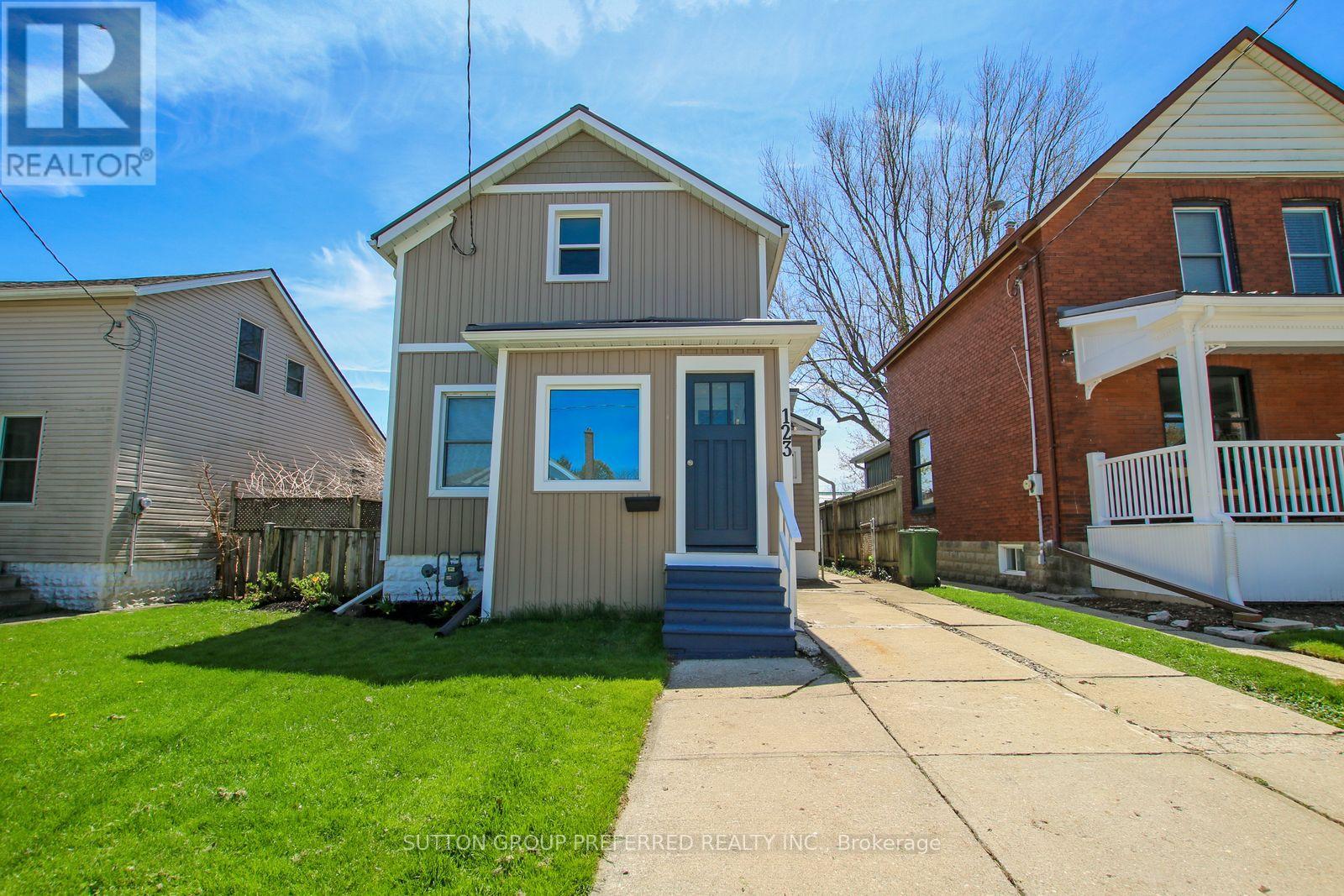 123 Erie Street, St. Thomas, Ontario  N5R 2N1 - Photo 2 - X13061222
