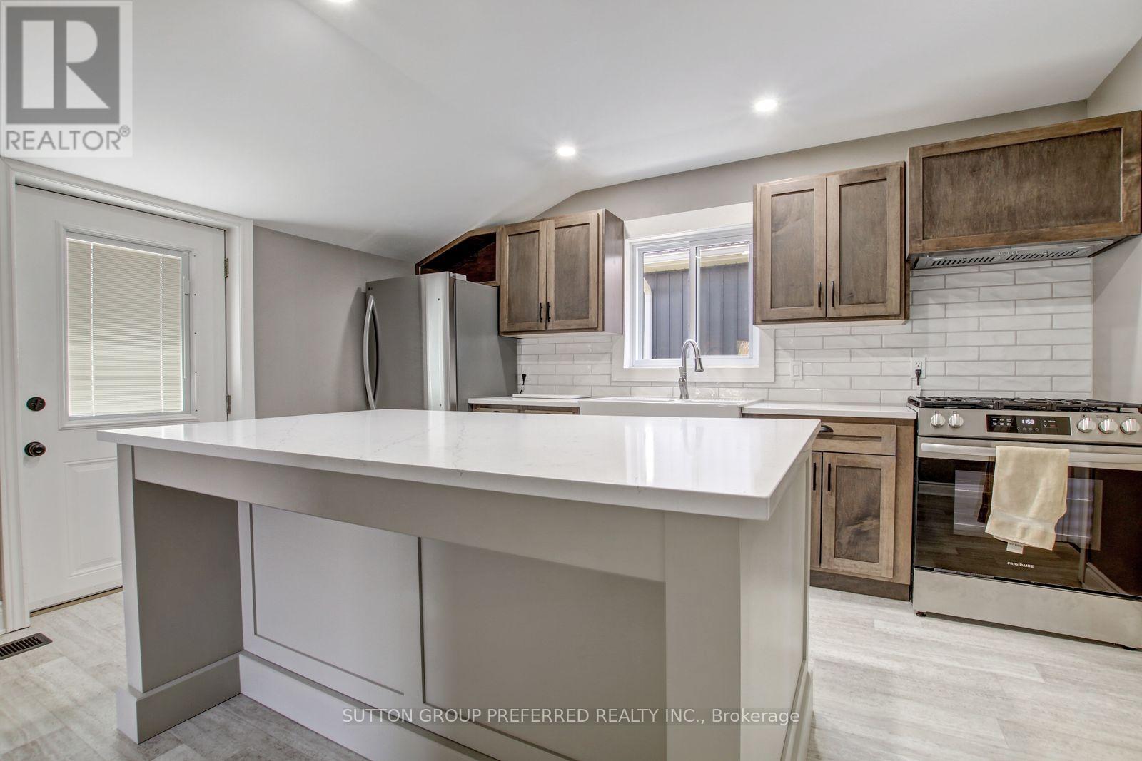 123 Erie Street, St. Thomas, Ontario  N5R 2N1 - Photo 8 - X13061222