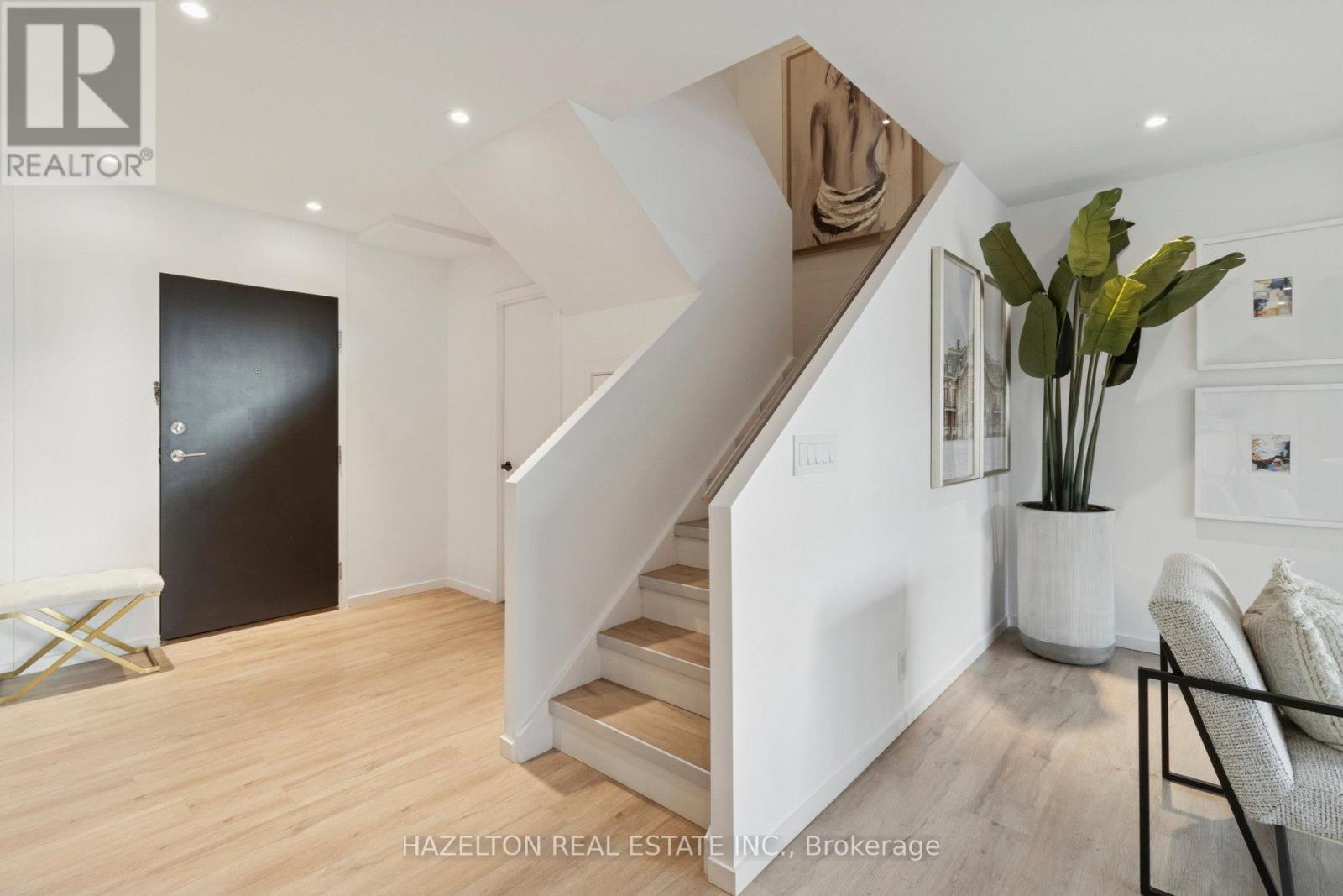 405 - 55a Avenue Road, Toronto, Ontario  M5R 3L2 - Photo 13 - C13061236