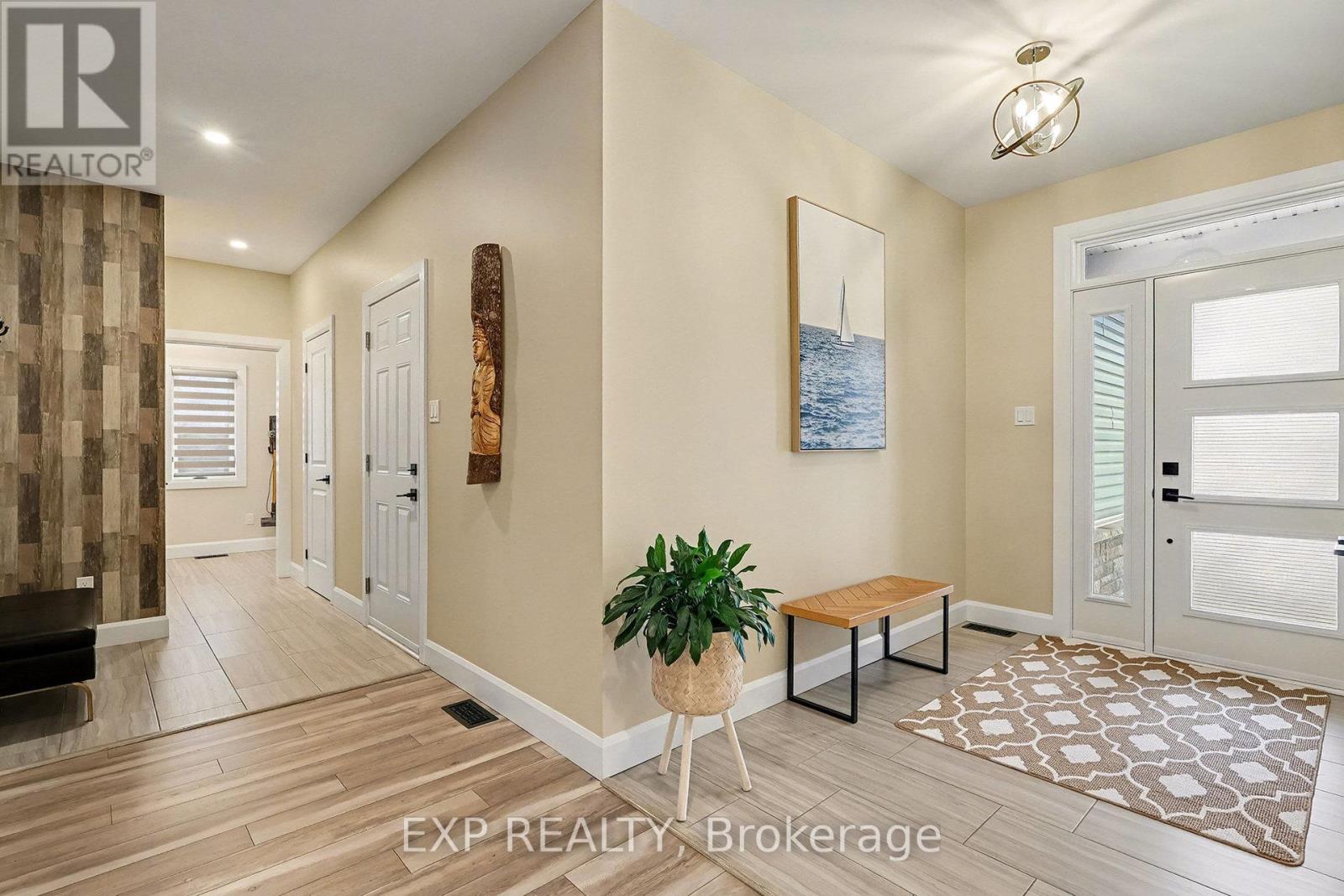 200 Nellie Street, Clarence-Rockland, Ontario  K0A 2A0 - Photo 3 - X13002184