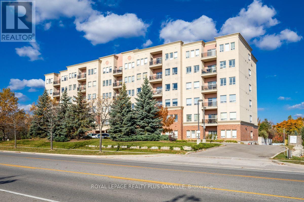 403 - 1499 Nottinghill Gate, Oakville, Ontario  L6M 5G1 - Photo 2 - W13061228