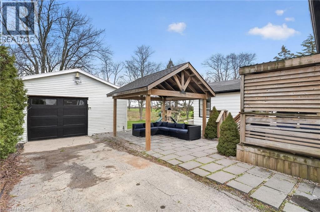 395 Mud Street E, Stoney Creek, Ontario  L8J 3B5 - Photo 2 - 40822507